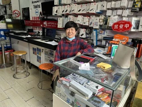 實體小店新變局 小區超市轉型求存，家政開店重構服務邊界